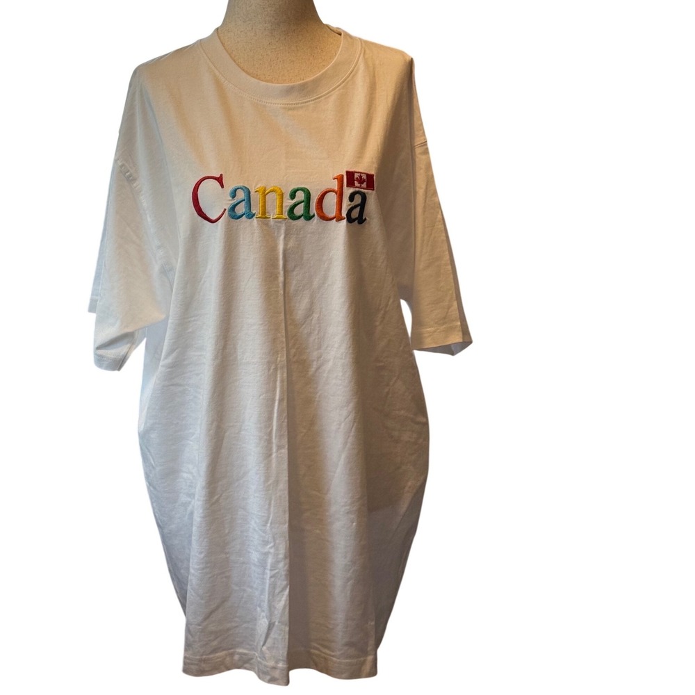 International‎ Active Sport Canada Rainbow Embroidered T-Shirt White XL NWT